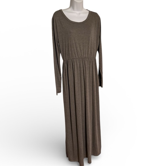 Auselily Dresses & Skirts - Auselily Long Sleeve Dress NWT